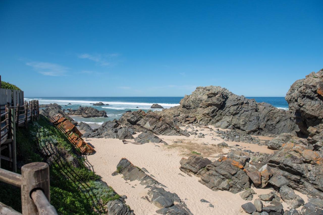 Picnic Rock Seaside Accommodation Keurboomstrand Bagian luar foto