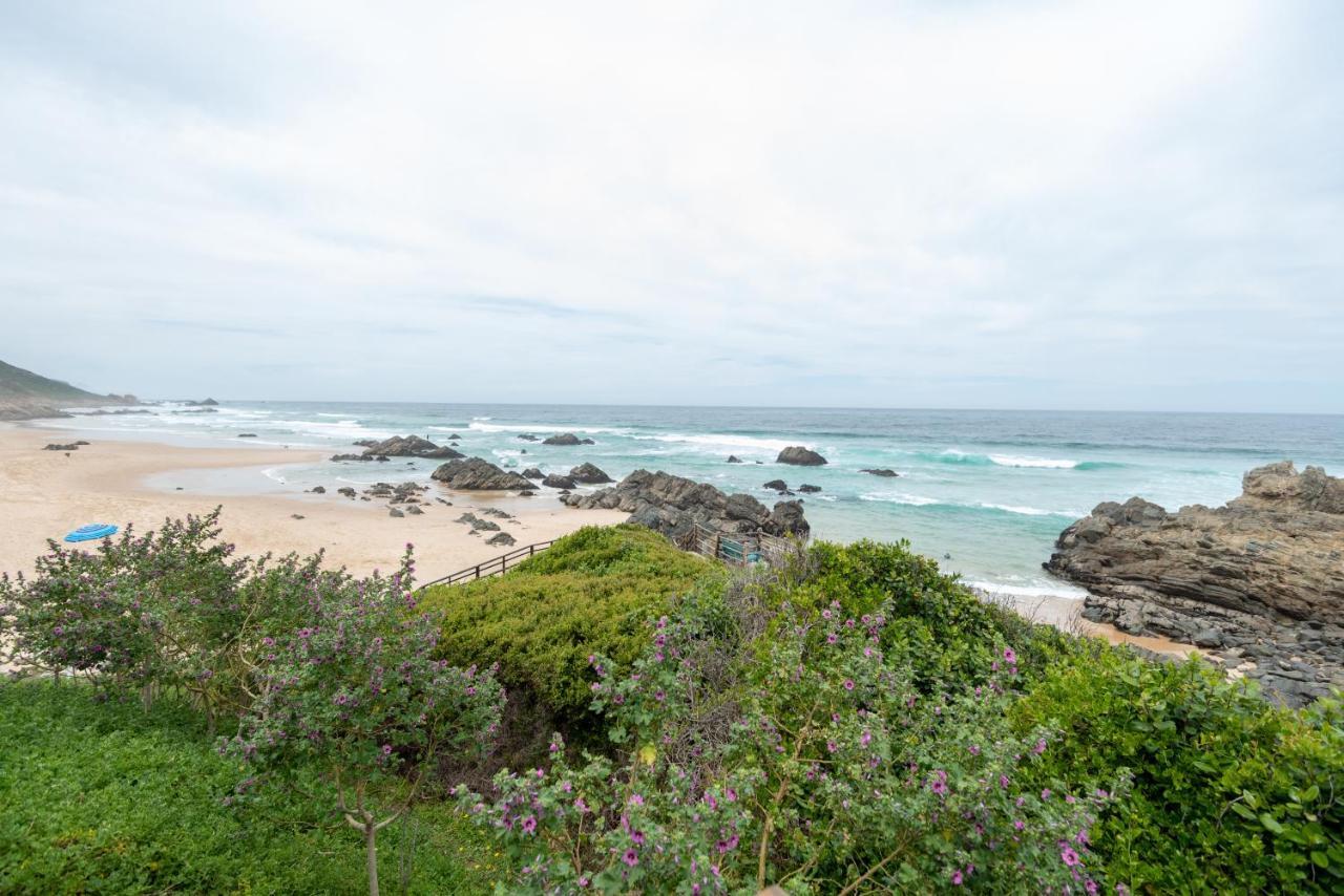 Picnic Rock Seaside Accommodation Keurboomstrand Bagian luar foto