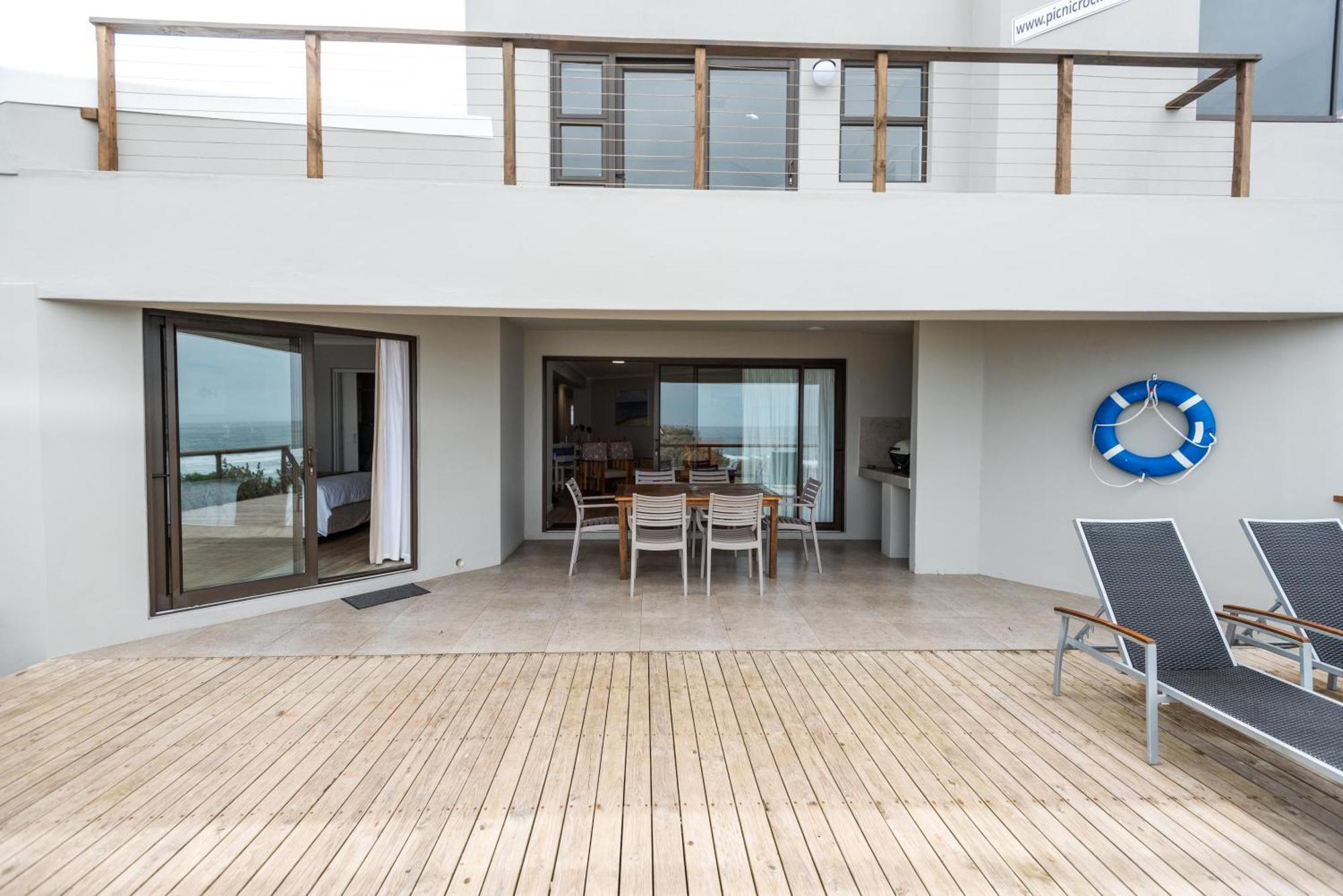 Picnic Rock Seaside Accommodation Keurboomstrand Ruang foto