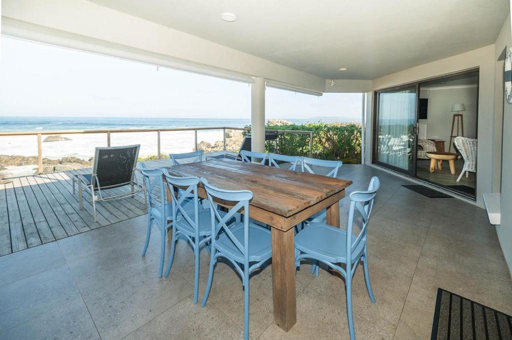 Picnic Rock Seaside Accommodation Keurboomstrand Ruang foto